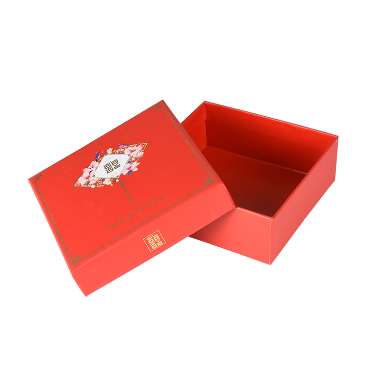 New Year Packaging Boxes Red Square Wedding Personalized Gift Box for Guests