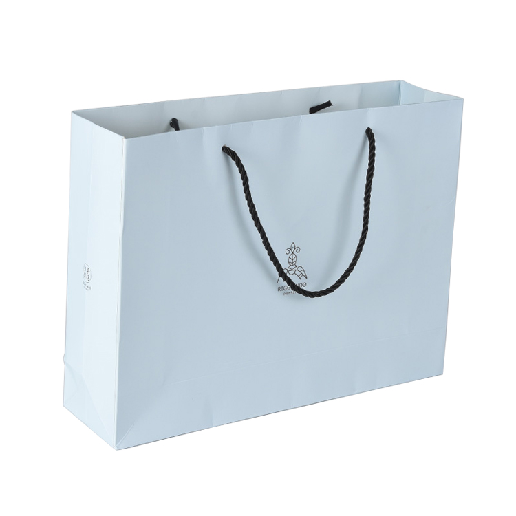 Hot sale white card paper bag put gift packaging paper bag